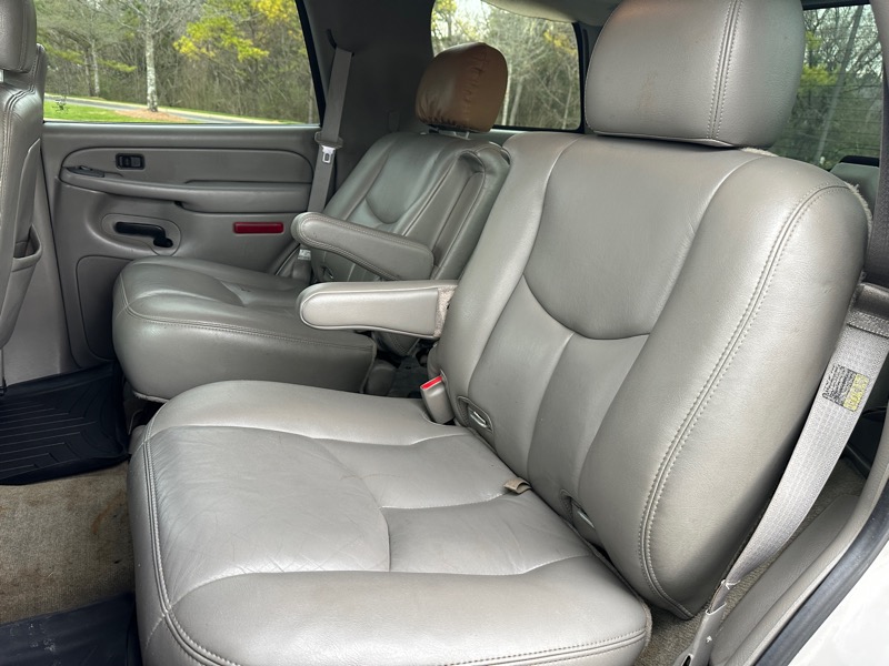 Chevrolet Tahoe 4dr 1500 4WD Z71 2004