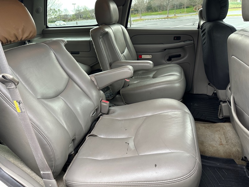 Chevrolet Tahoe 4dr 1500 4WD Z71 2004