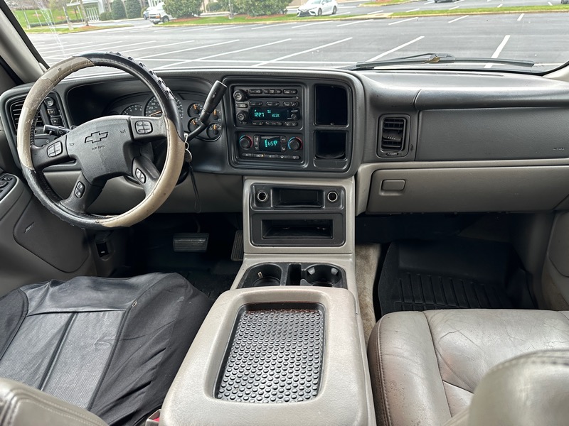 Chevrolet Tahoe 4dr 1500 4WD Z71 2004