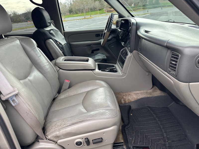 Chevrolet Tahoe 4dr 1500 4WD Z71 2004