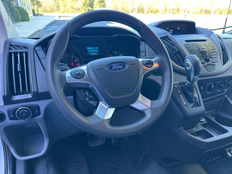 Ford Transit Van T-250 130" Med Rf 9000 GVWR Sliding RH Dr 2018