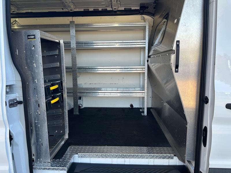 Ford Transit Van T-250 130" Med Rf 9000 GVWR Sliding RH Dr 2018