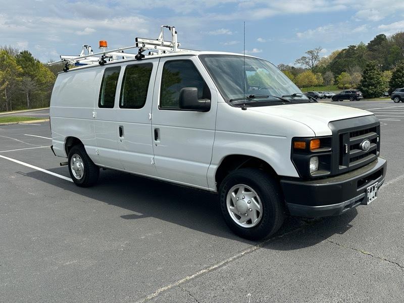 Ford Econoline Cargo Van E-150 Commercial 2014