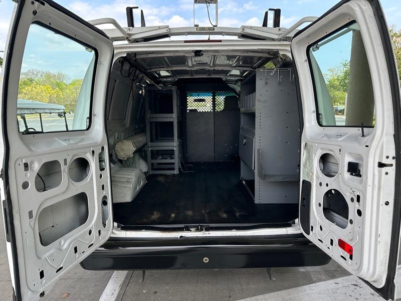 Ford Econoline Cargo Van E-150 Commercial 2014