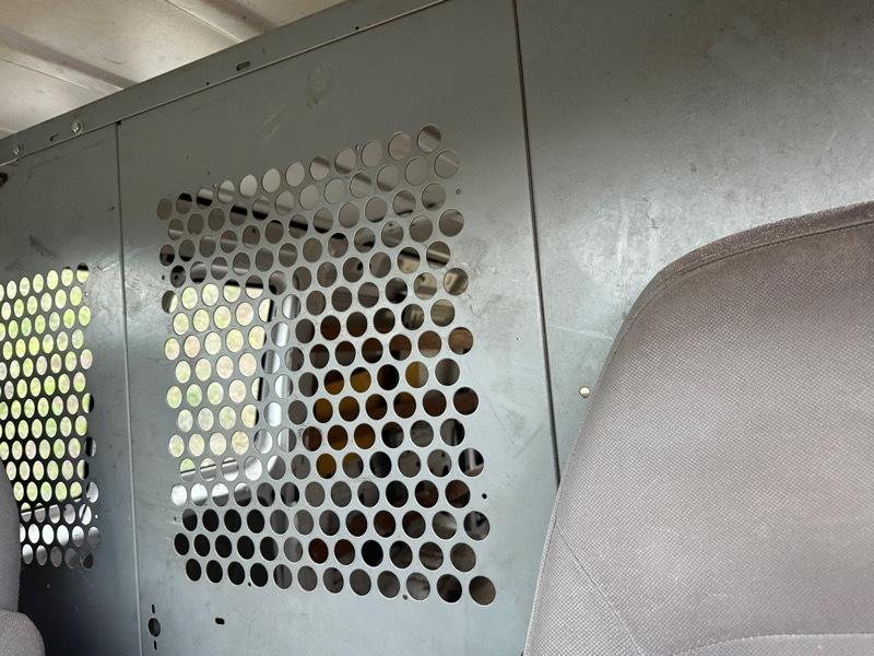 Ford Econoline Cargo Van E-250 Commercial 2008