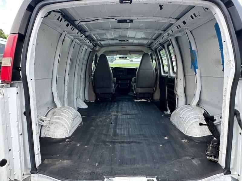 Chevrolet Express Cargo Van RWD 2500 135" 2016