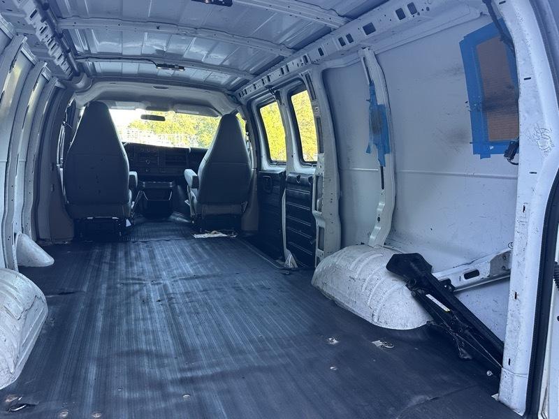 2016 Chevrolet Express Cargo Work Van - Photo 19