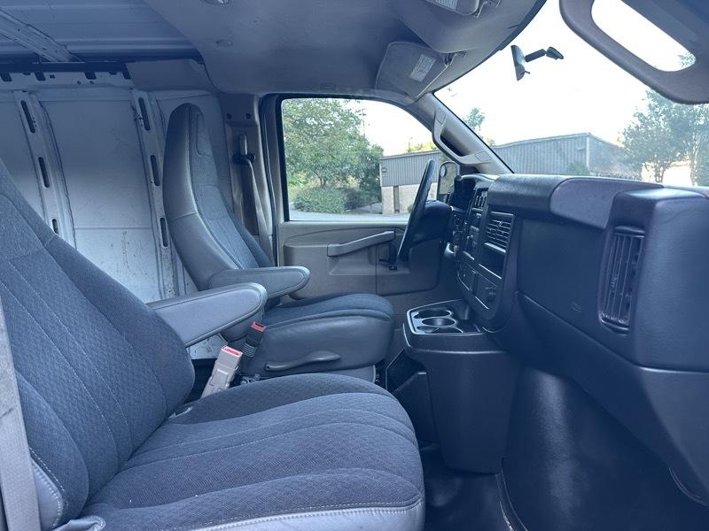 2016 Chevrolet Express Cargo Work Van - Photo 24