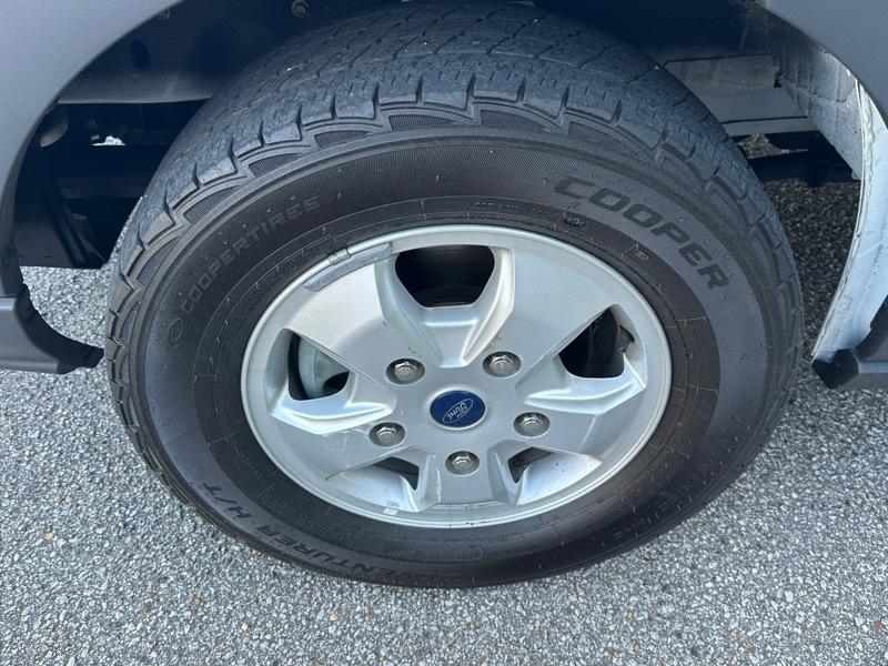 Ford Transit Van T-250 130" Low Rf 9000 GVWR Sliding RH Dr 2018