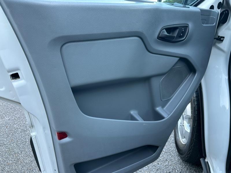 Ford Transit Van T-250 130" Low Rf 9000 GVWR Sliding RH Dr 2018