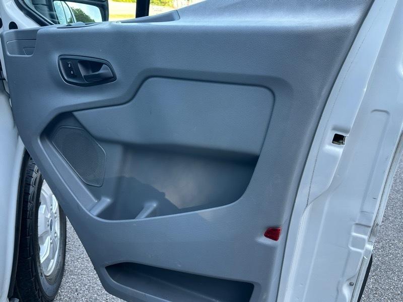 Ford Transit Van T-250 130" Low Rf 9000 GVWR Sliding RH Dr 2018