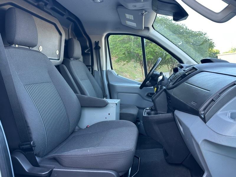 Ford Transit Van T-250 130" Low Rf 9000 GVWR Sliding RH Dr 2018