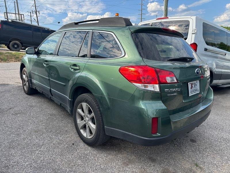 Subaru Outback 4dr Wgn H4 Auto 2.5i Limited 2013