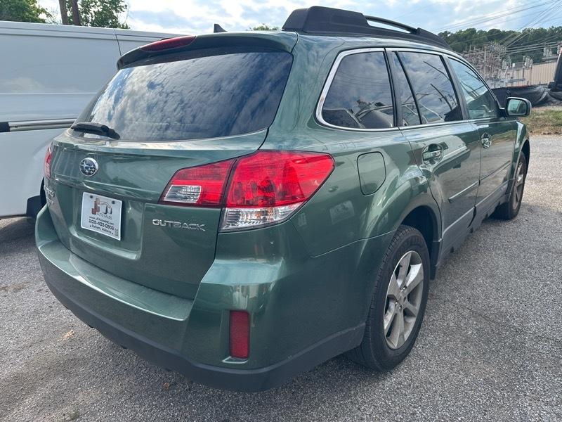 Subaru Outback 4dr Wgn H4 Auto 2.5i Limited 2013