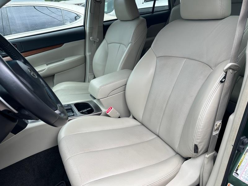 Subaru Outback 4dr Wgn H4 Auto 2.5i Limited 2013