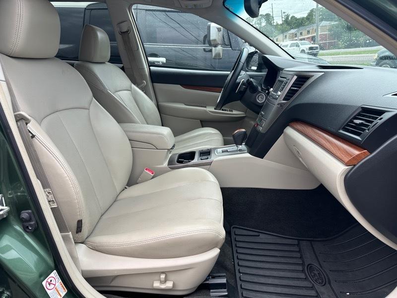 Subaru Outback 4dr Wgn H4 Auto 2.5i Limited 2013
