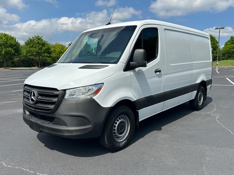 2022 Mercedes-Benz Sprinter Cargo Van 1500 Standard Roof I4 144" RWD