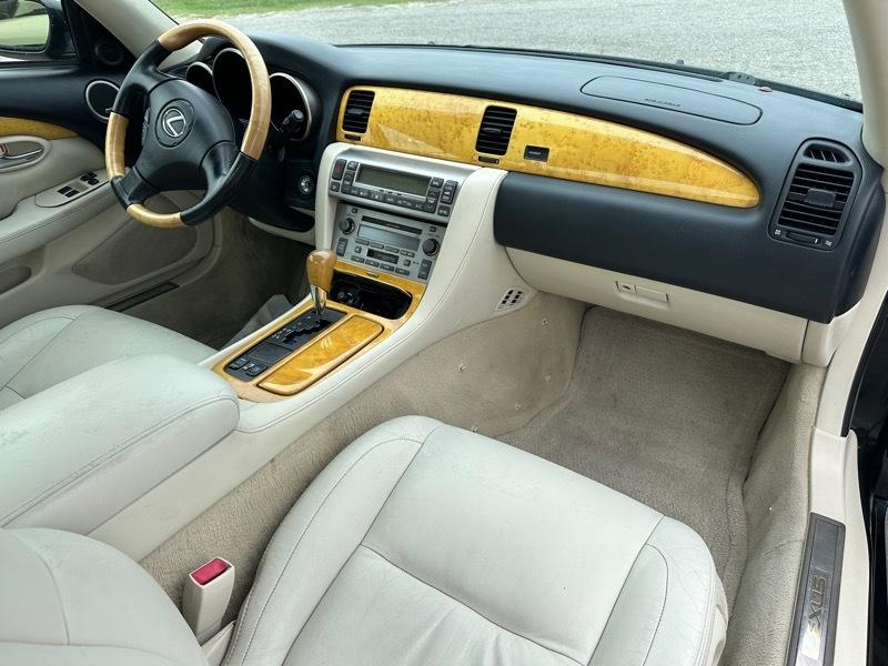 Lexus SC 430 2dr Convertible 2002
