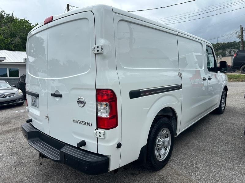 Nissan NV Cargo NV2500 HD Standard Roof V6 SV 2020