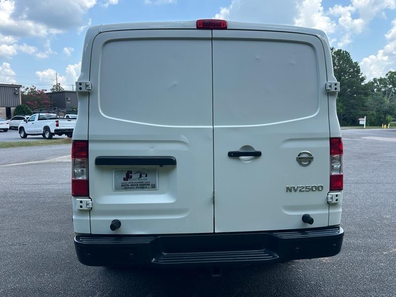 Nissan NV Cargo NV2500 HD Standard Roof V6 SV 2020