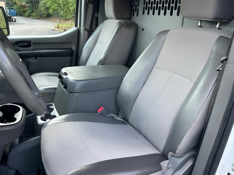 Nissan NV Cargo NV2500 HD Standard Roof V6 SV 2020
