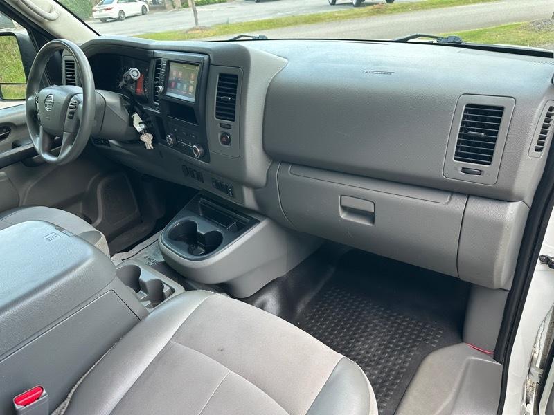 Nissan NV Cargo NV2500 HD Standard Roof V6 SV 2020