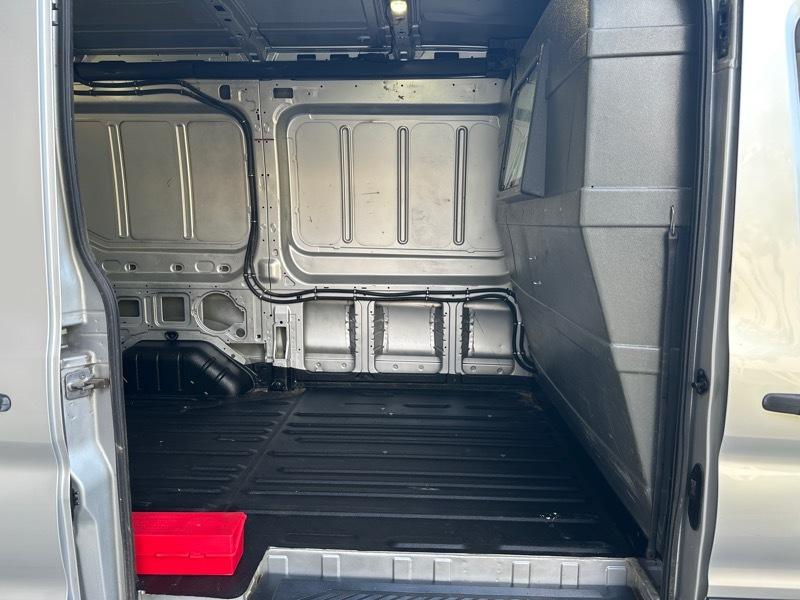 Ford Transit Van T-150 130" Med Rf 8600 GVWR Sliding RH Dr 2017
