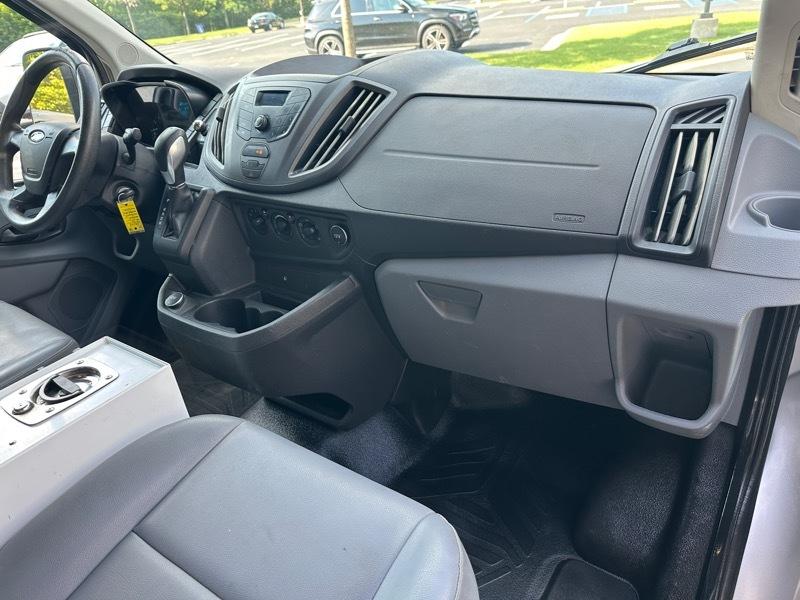 Ford Transit Van T-150 130" Med Rf 8600 GVWR Sliding RH Dr 2017