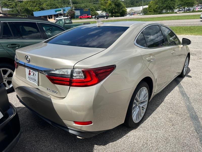 Lexus ES 350 4dr Sdn 2016