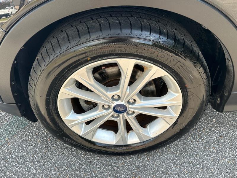 Ford Escape SE FWD 2018