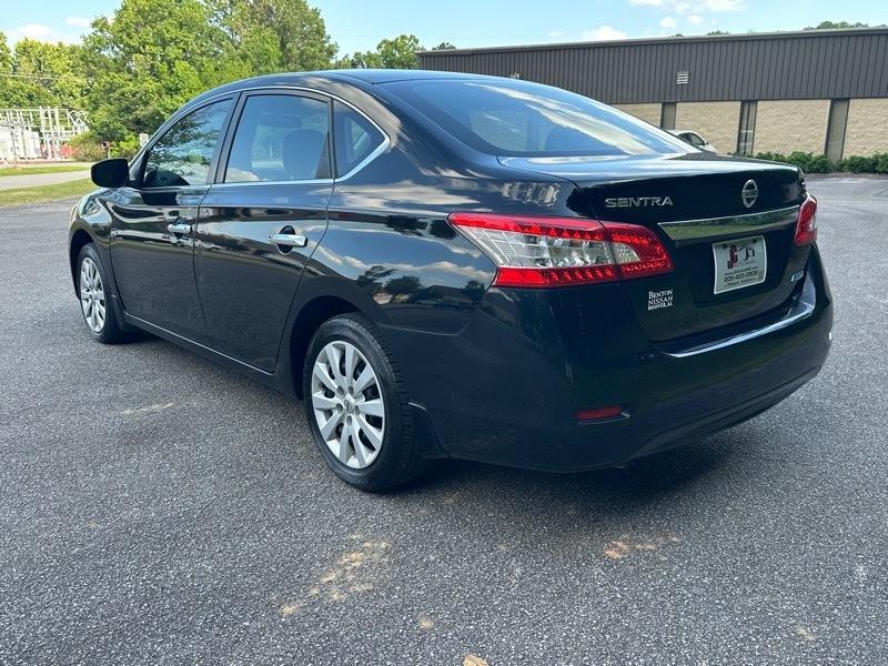 Nissan Sentra 4dr Sdn I4 CVT SV 2013