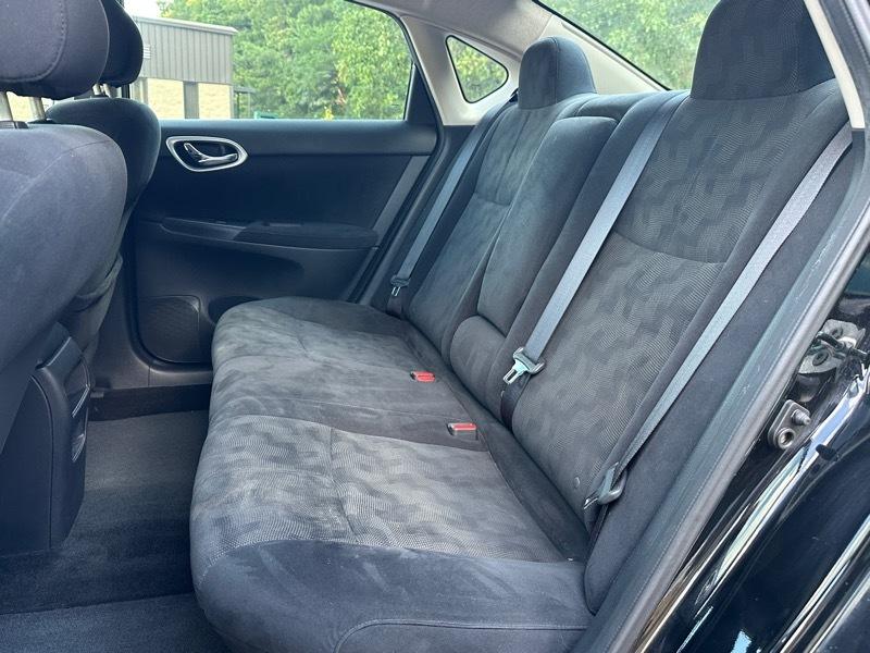 Nissan Sentra 4dr Sdn I4 CVT SV 2013