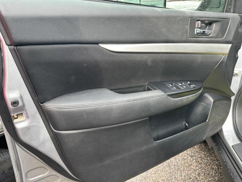 Subaru Outback 4dr Wgn H4 Auto 2.5i 2014
