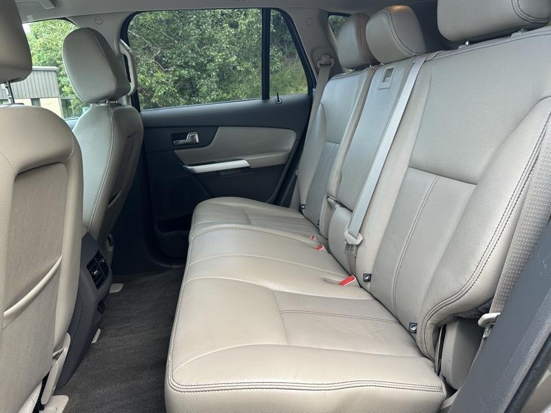 Ford Edge 4dr SEL FWD 2012