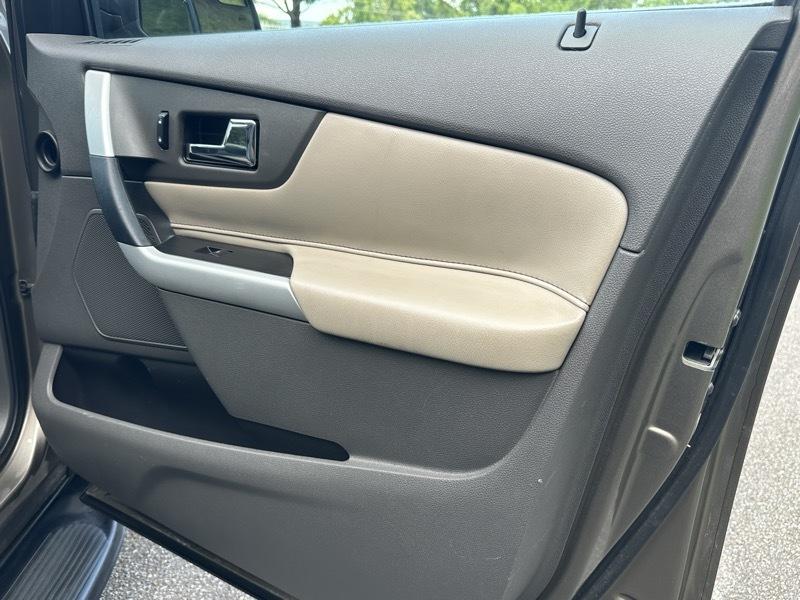 Ford Edge 4dr SEL FWD 2012