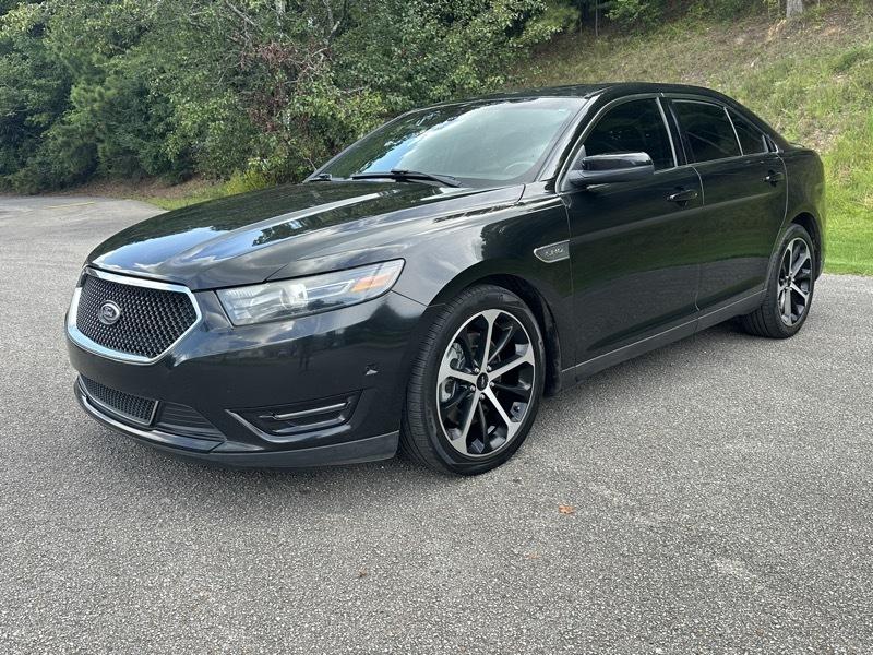2015 Ford Taurus 4dr Sdn SHO AWD