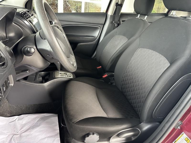 Mitsubishi Mirage ES CVT 2024