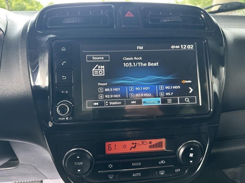 Mitsubishi Mirage ES CVT 2024