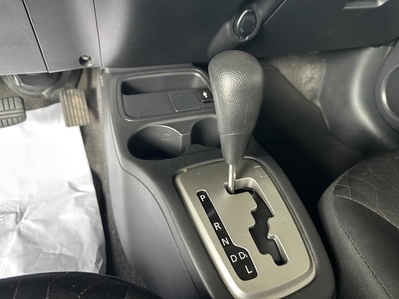 Mitsubishi Mirage ES CVT 2024