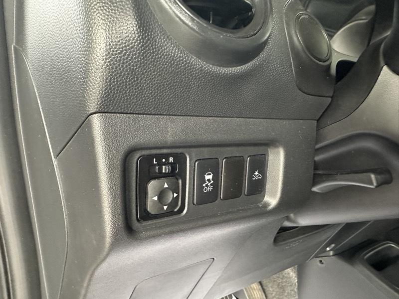 Mitsubishi Mirage ES CVT 2024