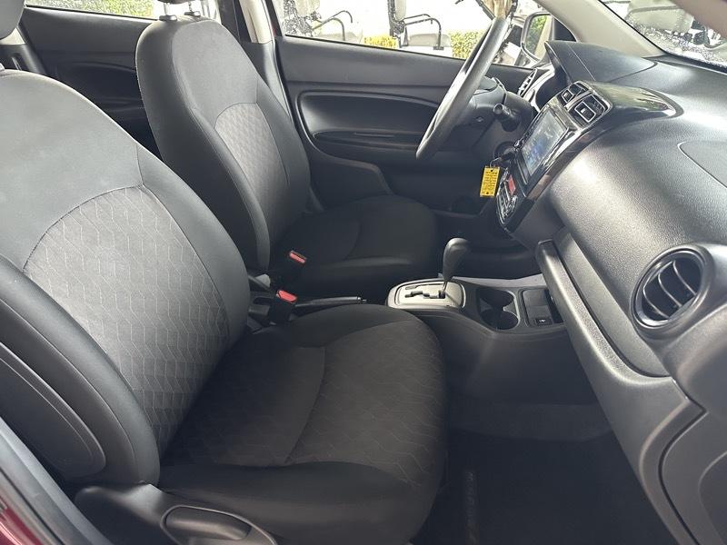Mitsubishi Mirage ES CVT 2024