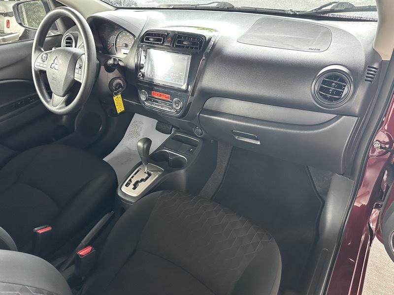 Mitsubishi Mirage ES CVT 2024