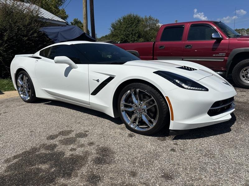 Chevrolet Corvette 2dr Stingray Z51 Cpe w/2LT 2016