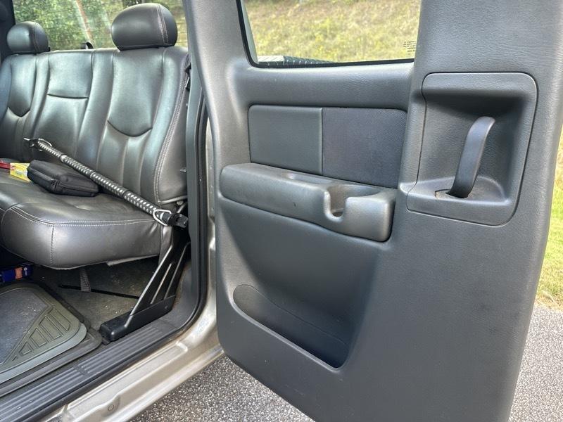Chevrolet Silverado 1500 Ext Cab 143.5" WB 4WD Z71 2003