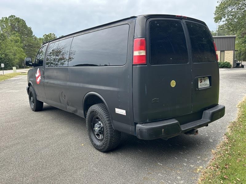 Chevrolet Express Passenger RWD 3500 155" LT 2010