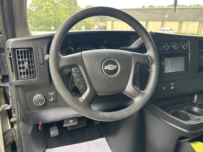 Chevrolet Express Passenger RWD 3500 155" LT 2010