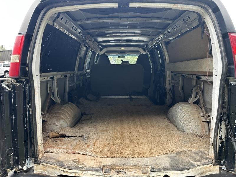 Chevrolet Express Passenger RWD 3500 155" LT 2010