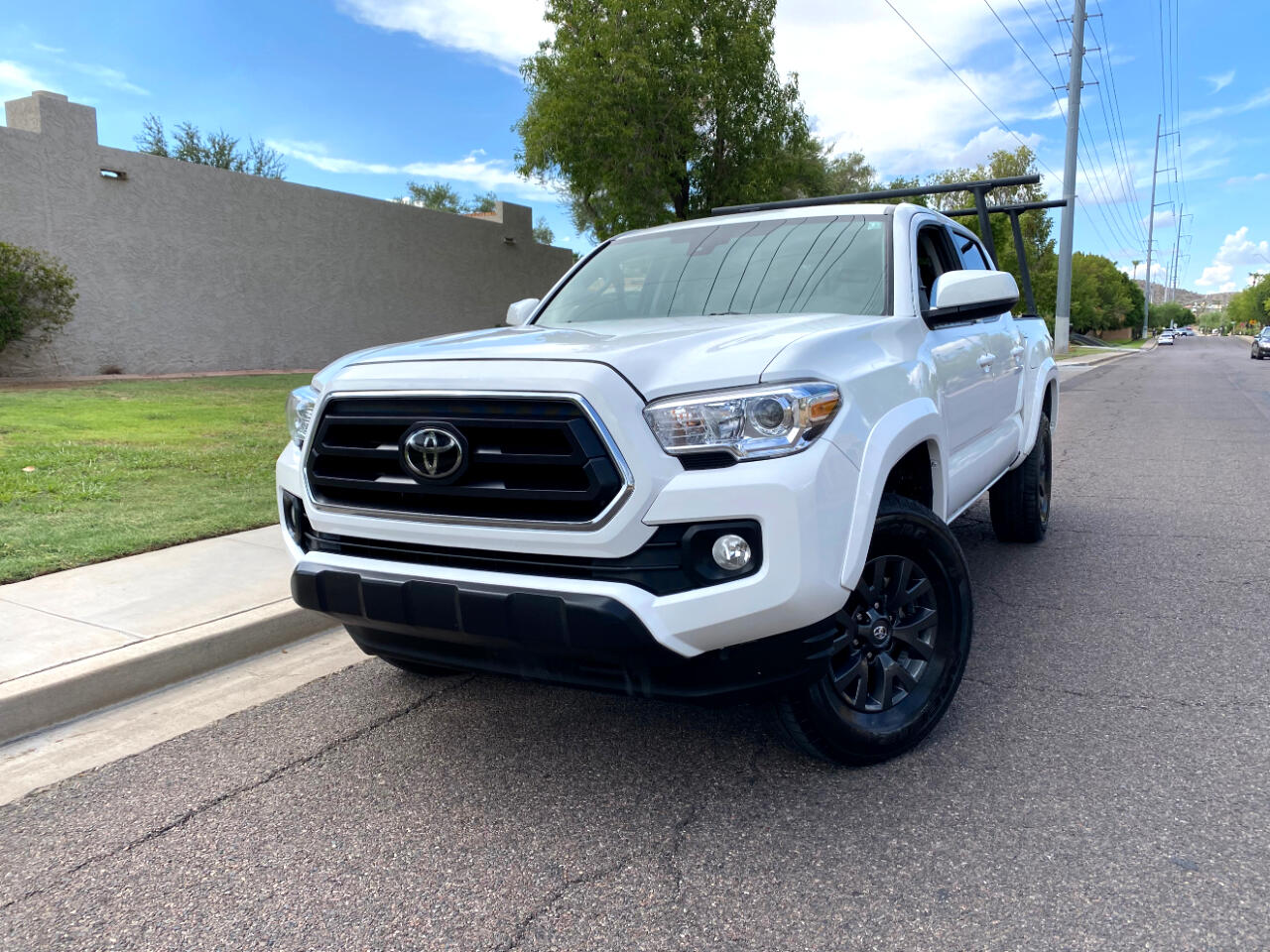 2022 Toyota Tacoma SR5 Double Cab V6 photo 2
