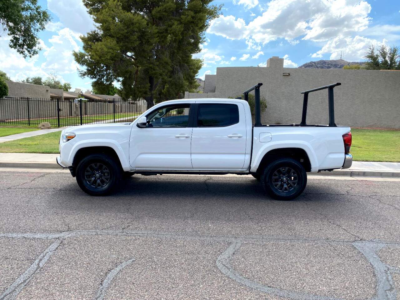 2022 Toyota Tacoma SR5 Double Cab V6 photo 15