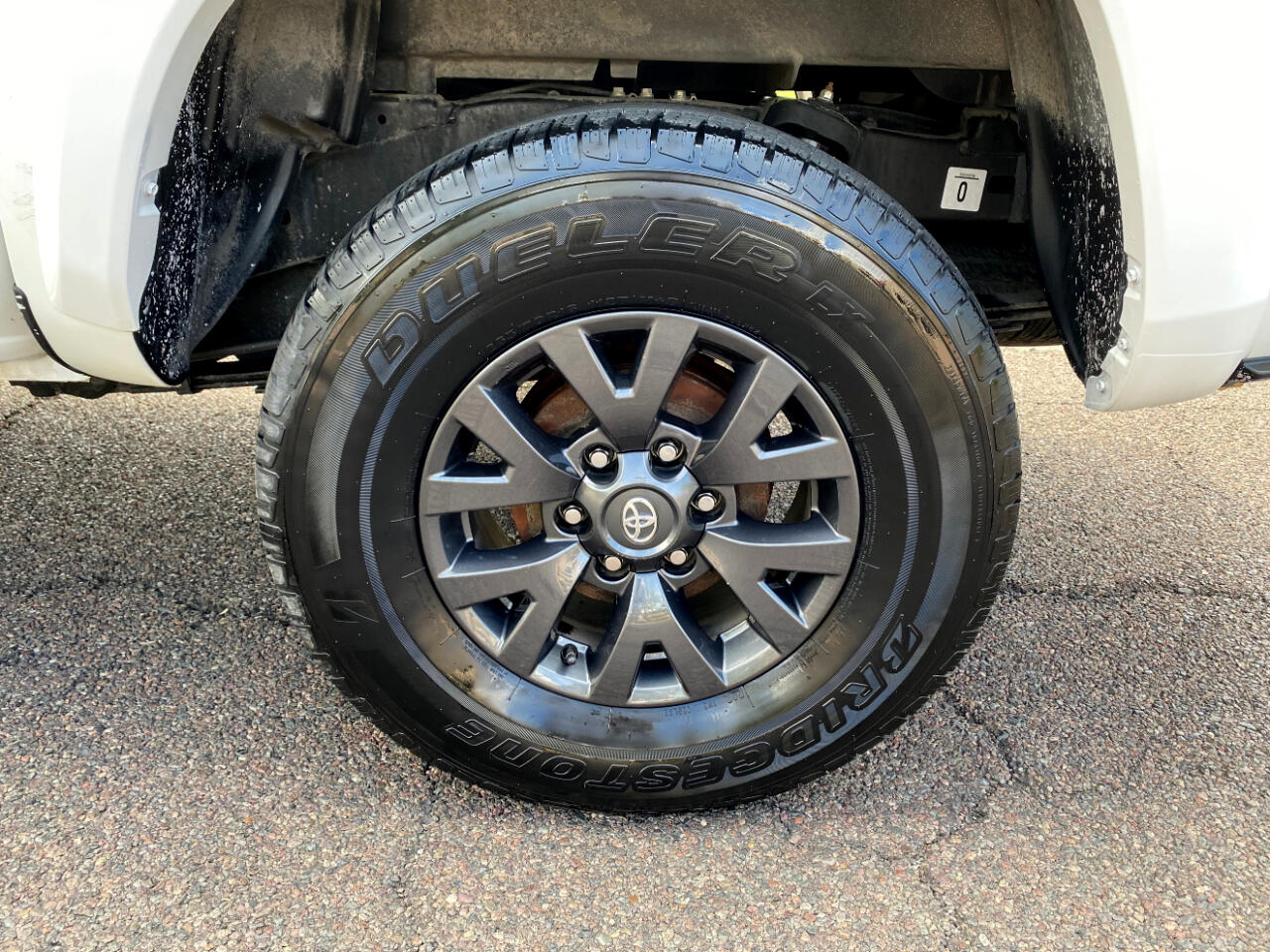 2022 Toyota Tacoma SR5 Double Cab V6 photo 17